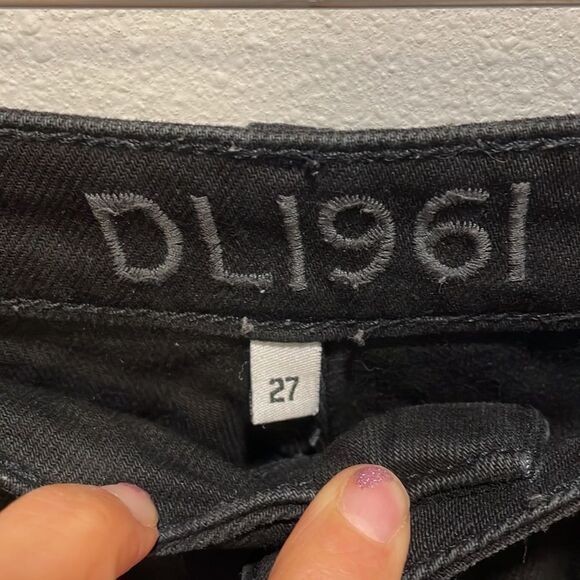 DL 1961 woman’s black Monet ultra high rise shorts - Picture 5 of 16